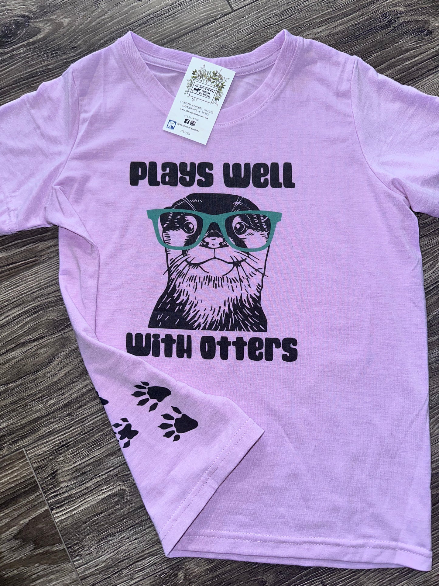 Plays Well With Otters